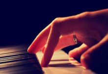 HUPU：洛夫顿遭重罚！禁赛2场+罚5万，一队受益可冲至前5一队或被坑.